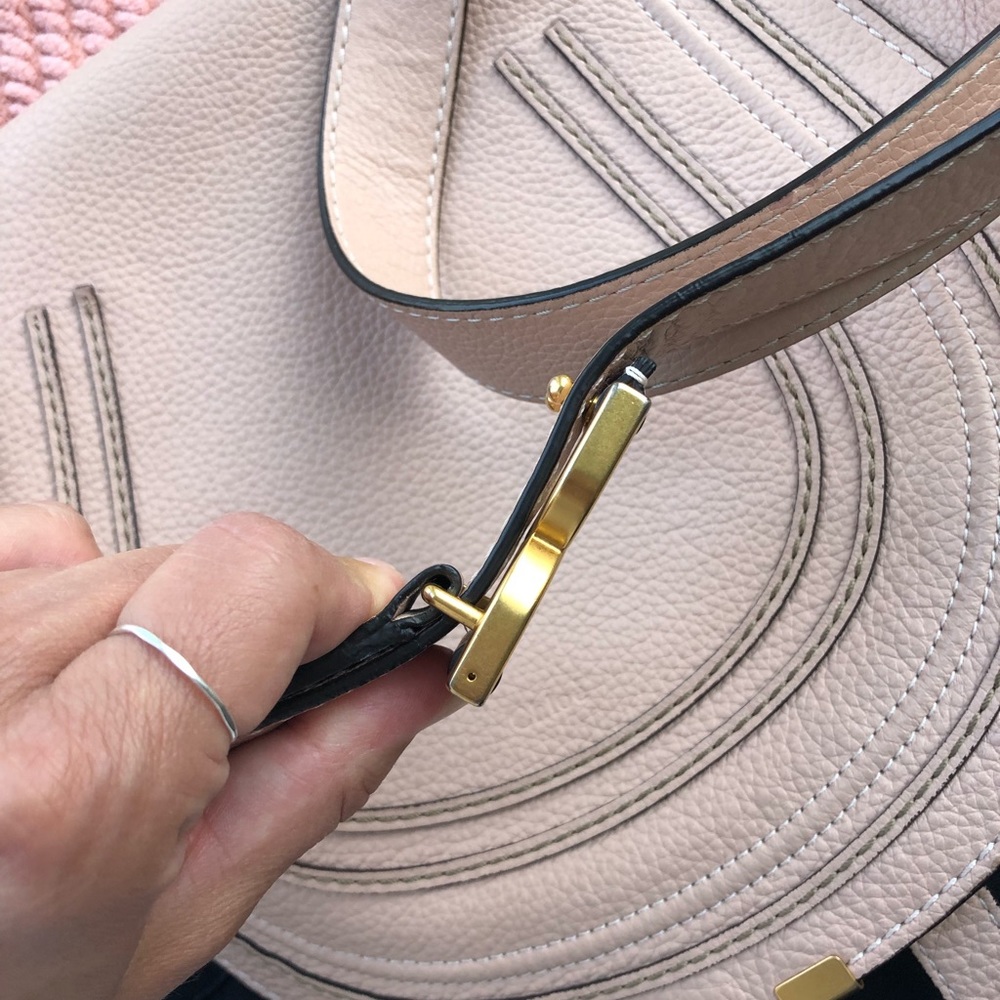 CHLOÉ
Medium Marcie Leather Crossbody Saddle Bag - Picture 11 of 12